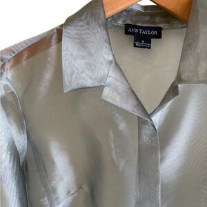 Ann Taylor Sheer Organza Button-Front Jacket/Evening Topper. Size small. EUC!